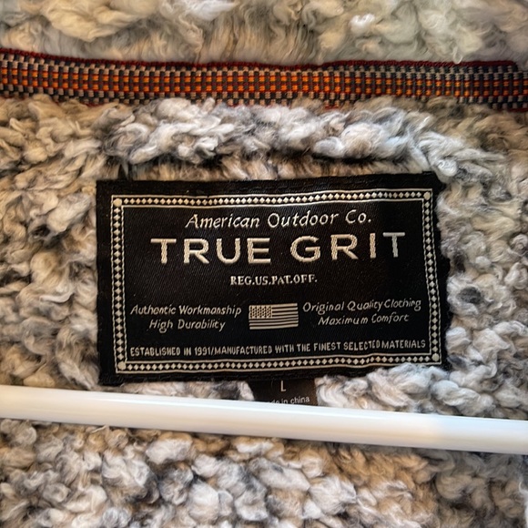 True Grit Pullover - Picture 3 of 4